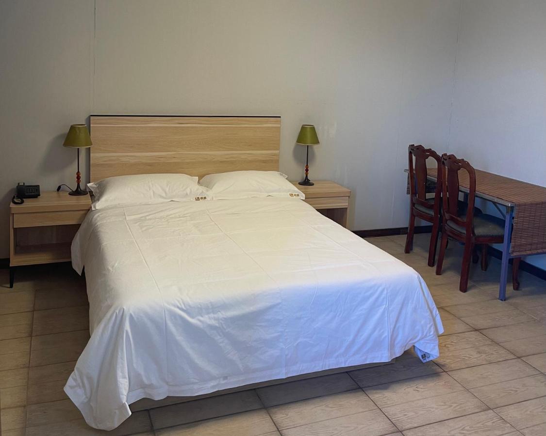 Kirin Guesthouse And Restaurant Port Louis Luaran gambar